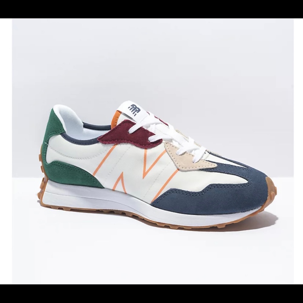 New Balance 327 Sz 7 Youth